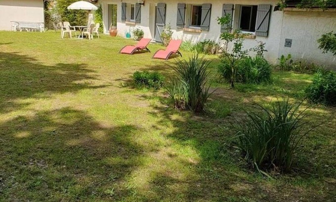 Millancay Cottage | Charming Countryside Cottage with Private Lake, Terrace, and Modern Amenities