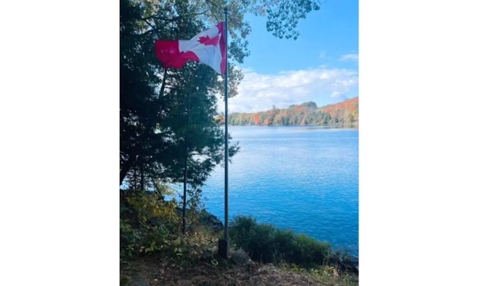 Minden Cottage | Charming, Cozy 4 Season Waterfront Cottage in Minden