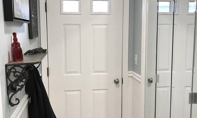 Cape Neddick Apartment | Charming, cozy, tranquil 1st floor condo - 5 minutes to Perkins Cove