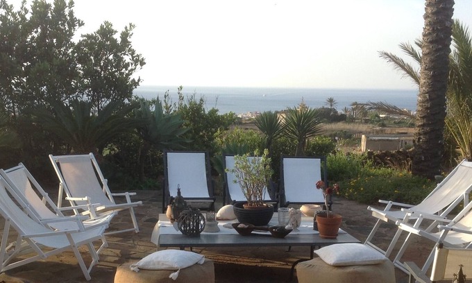 Pantelleria House | Charming dammuso with spectacular sunsets on Africa