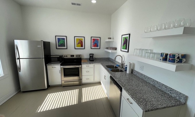 Mount Sterling Apartment | Charming Downtown Apartment