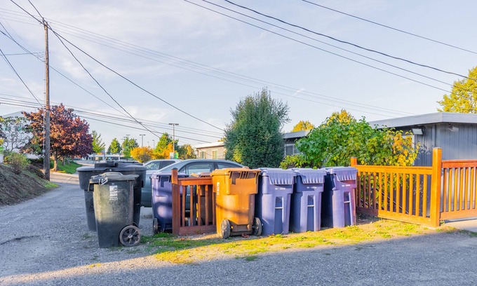 Hilltop House | Charming Downtown Tacoma Home!!