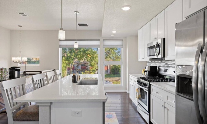 Cheyenne House | Charming Downtown Townhome in Cheyenne with WiFi & Central AC!