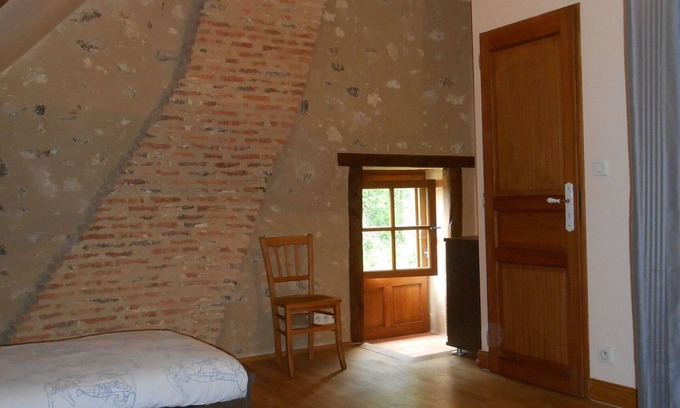 Lignac Cottage | Charming Eco-Renovated Home in Berry with Garden, Terrace, and Nearby Attractions