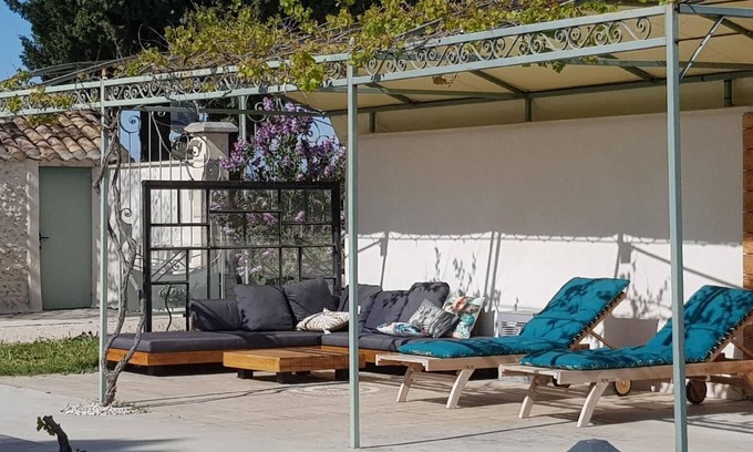 Violes House | Charming farmhouse in Provence