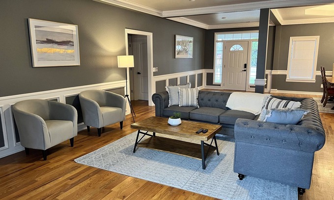 Fayetteville House | Charming Fayetteville home ideal for 30+nights! Close to U of A and hospital!