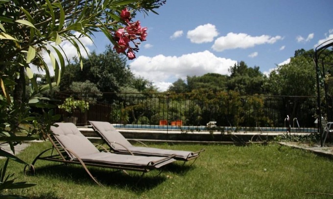 St.-Remy-de-Provence Apartment | Charming apartment in Provencal farmhouse in Saint-Rémy-de-Provence