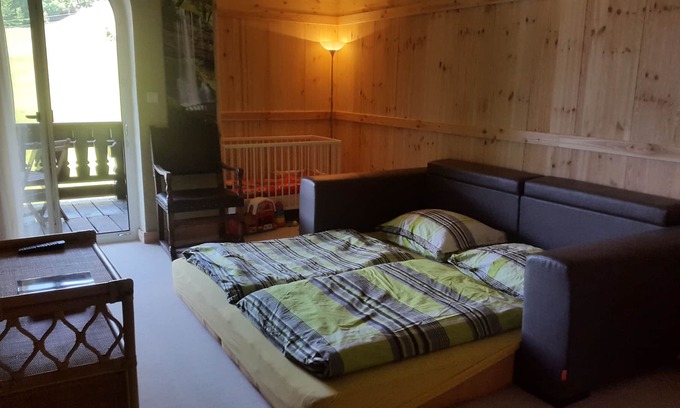 Faistenau House | Charming fully furnished Salzkammergut Aparment 25 minutes from Salzburg city.