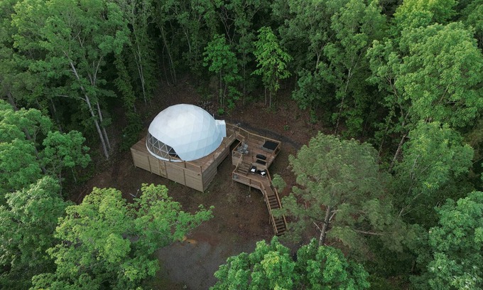 Wilburn House | Charming glamping dome in quaint Heber Springs