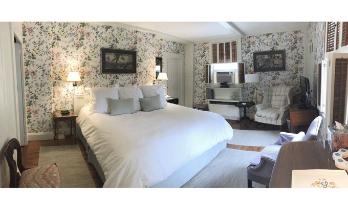 Nantucket Town House | Charming Green Unit - King Bed and Private Bath