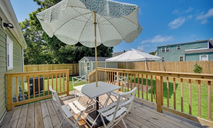 Hampton House | Charming Hampton Home w/Fireplace, Deck & Grill!
