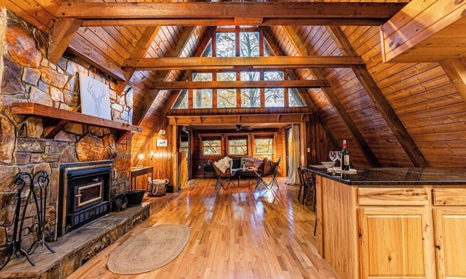 Topton House | Charming Hideaway in the Scenic Nantahala Mtns