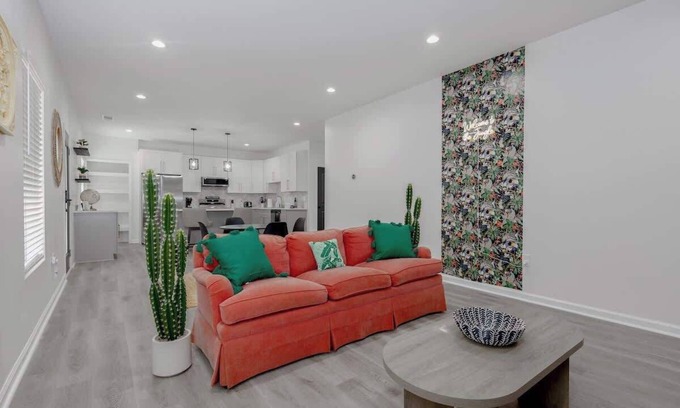 Braselton Apartment | Charming Hideaway w/KingBed Firepit Near RoadATL