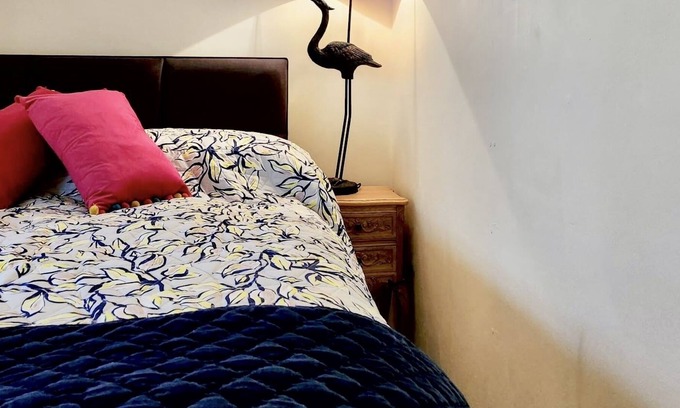 Diss Apartment | Charming Historical Loft on a Countryside Estate