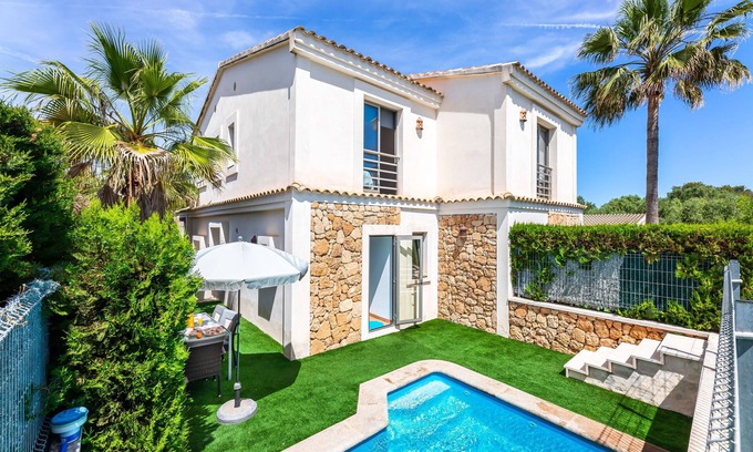 Son Serra de Marina House | Charming Holiday Home Bahamas 2 with Wi-Fi, Pool, Balcony, Terraces & Garden