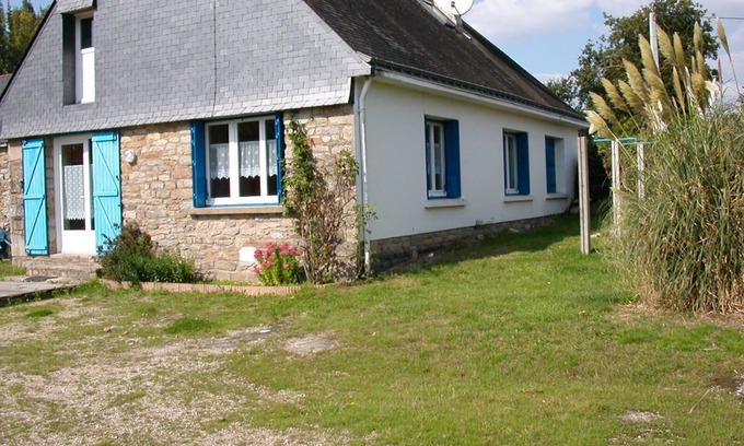 Theix-Noyalo Cottage | Charming holiday house in the countryside with large garden close to the old medieval town VANNES