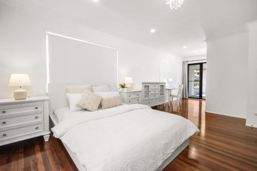 Algester House | Charming Home in Algester close to plaza