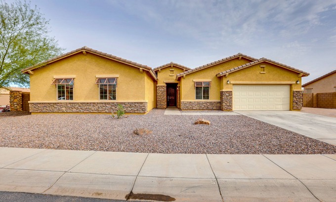 Laveen Village House | Charming Home w/Private Yard: Near Dtwn Phoenix!