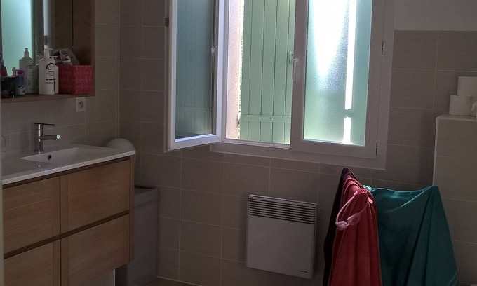 Taillades House | Charming house, at the foot of the Luberon with garden