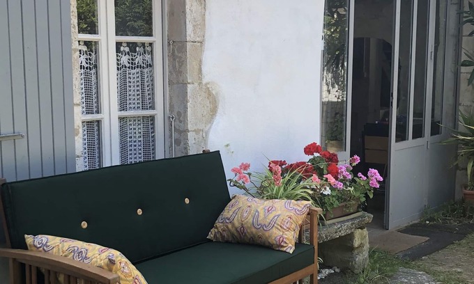 Loix House | CHARMING HOUSE ILE DE RÉ - in the heart of the village of Loix