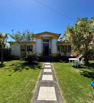 Angra do Heroismo House | Charming house with sea view in Angra do Heroísmo