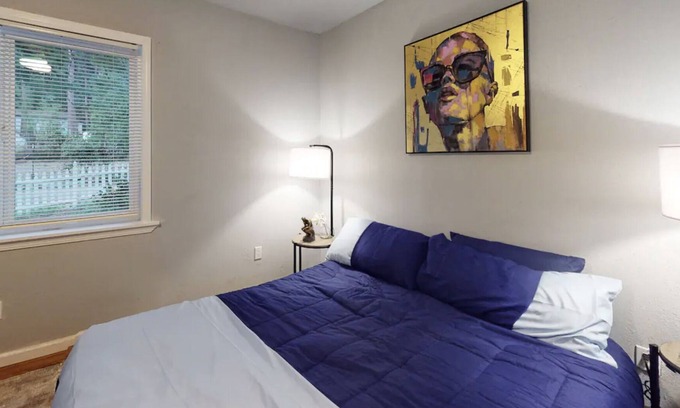 Grass Valley House | Charming House w/ Wi-Fi + Self Check-in