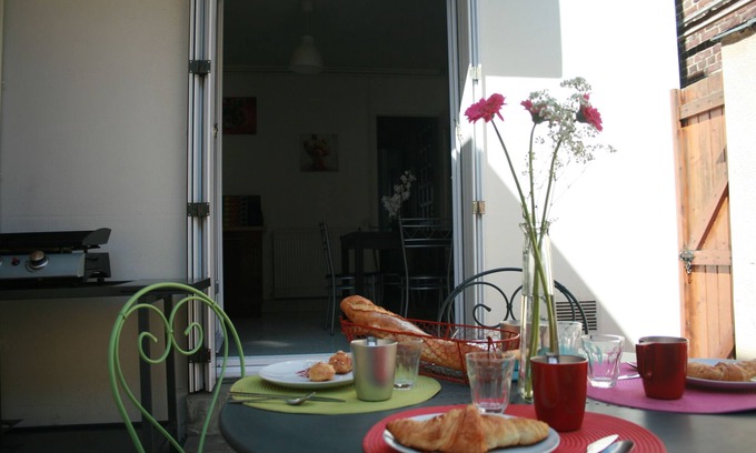 Lisieux House | Charming house with terrace LISIEUX downtown