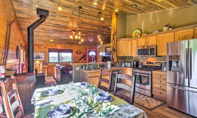 Indian Mountain House | Charming Jefferson Retreat with Deck and Grill!