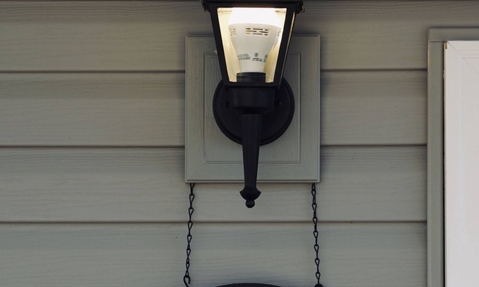 Columbia House | Charming kit house centrally located