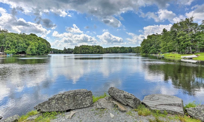 Wallenpaupauk Lake Estates House | Charming Lake Ariel Home w/ Deck + Community Perks