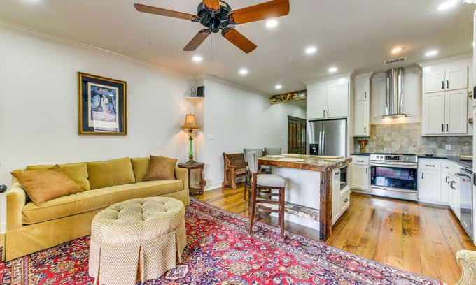 New Roads Apartment | Charming Louisiana Getaway w/Furnished Balcony!