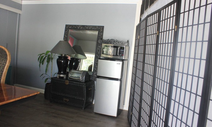 Palm Desert House | Charming mobile home with WiFi, fitness room in delightful Palm Desert
