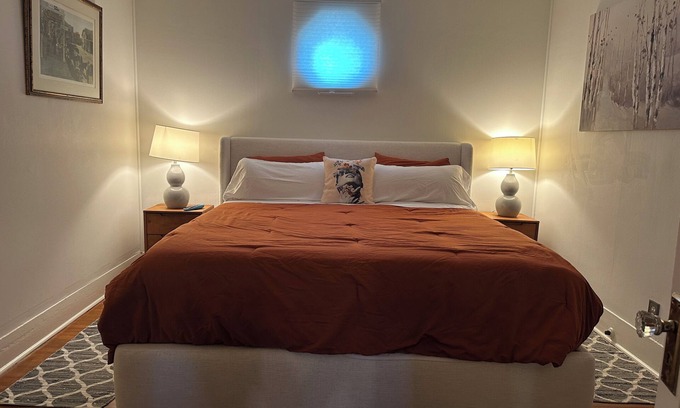 Greater Heights House | Charming modern mid century craftsman house