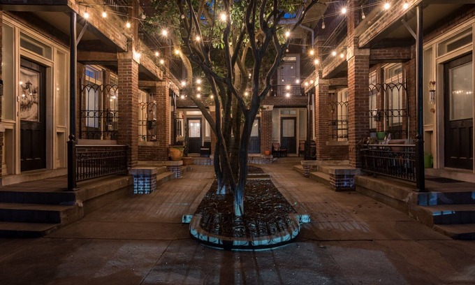 Downtown Little Rock Apartment | Charming New Orleans-Style Apartment with Gated Courtyard!