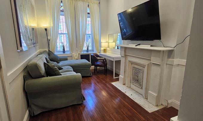 Jersey City Apartment | Charming newly renovated full floor Jersey City brownston with WiFi, AC
