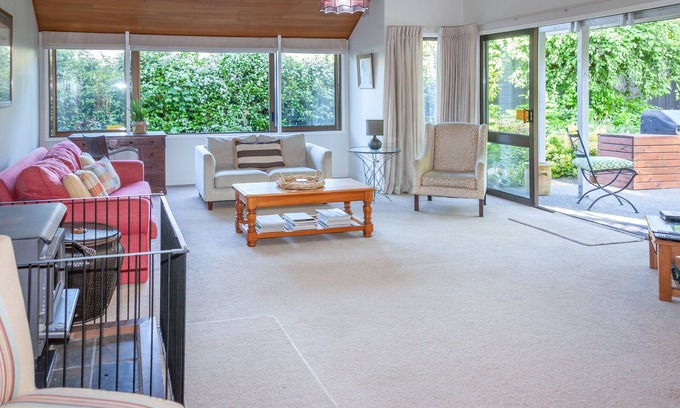 Hanmer Springs Cottage | Charming on Cheltenham