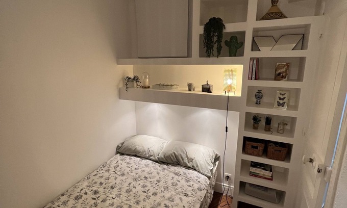 Plaisance Apartment | Charming Parisen Studio