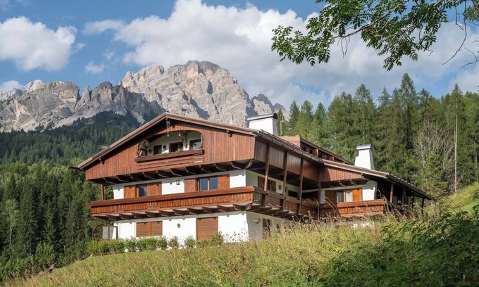 Cortina d'Ampezzo Apartment | Charming penthouse with breathtaking views