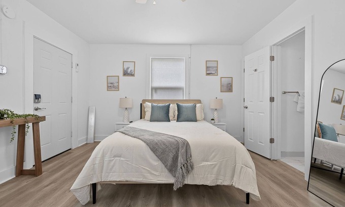 South Pensacola Cottage | Charming Private Studio Cottage Pensacola