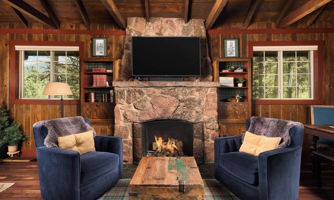 Colorado Springs Cabin | Charming Renovated Cabin w/Hot Tub, Loft, & Cozy Fireplaces