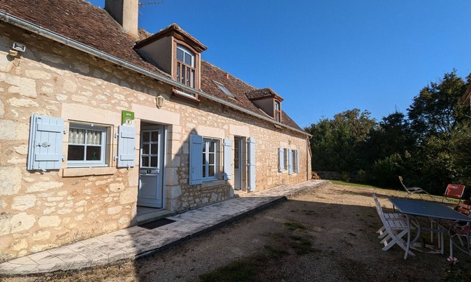 Saint-Aigny Cottage | Charming Renovated House Near River in Brenne Park with Garden, Terrace, and Modern Amenities