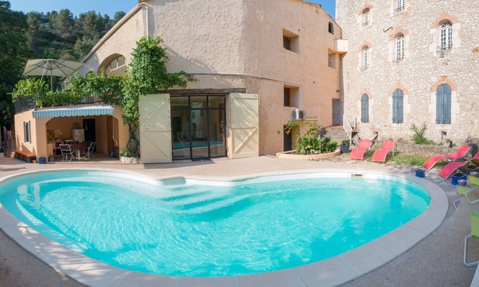 Ventabren House | Charming Residence 5 chb river front near Aix Marseille Swimming pool Park