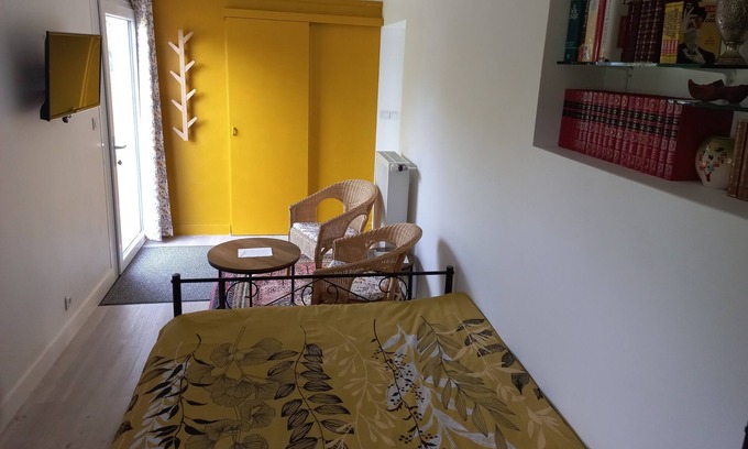 Brantome-en-Perigord Apartment | Charming suite in a very quiet and beautiful area near the sightseeing