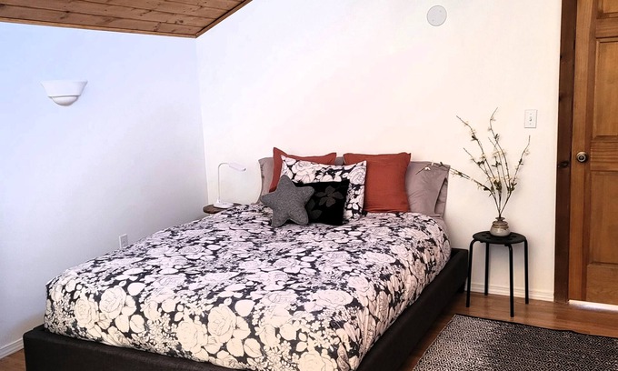 Monument House | Charming Scandi Loft