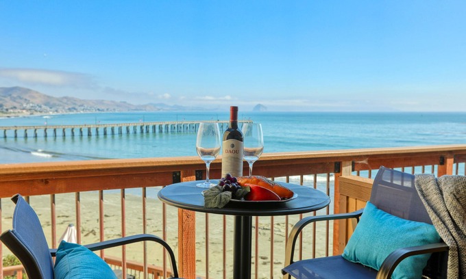 Cayucos Condo | Charming Seaside Retreat by Cayucos Pier