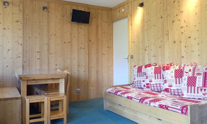 Meribel-Mottaret Apartment | Charming Ski-In/Ski-Out Studio with South-Facing Balcony - Sleeps 4