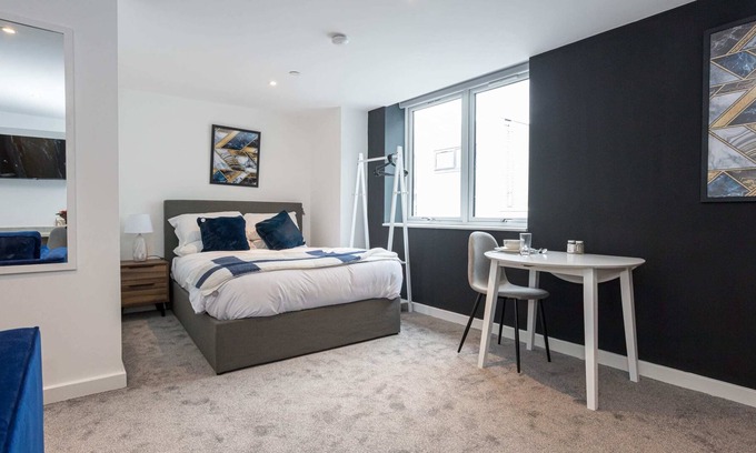 Stoke-on-Trent Apartment | Charming Stoke-on-Trent Studio