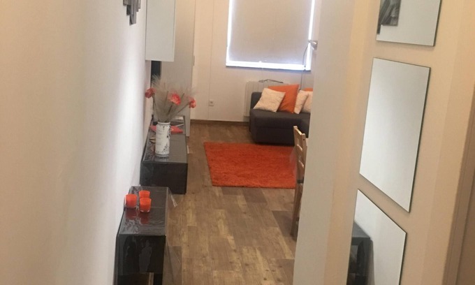 El Viso Apartment | Charming studio with loft bedroom for rent in El Viso
