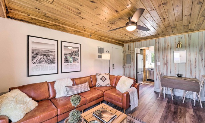 Sugar Mountain Apartment | Charming Sugar Mountain Escape - Book NOW for the 25-26 Ski Season!
