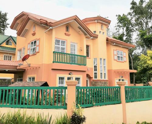 Silang Junction North Villa | Charming Tagaytay Vacation Home